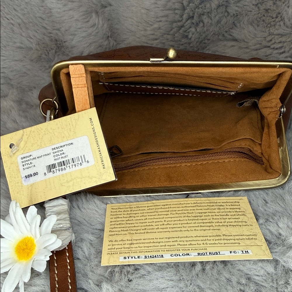 Patricia Nash Map Print Brown Leather Wristlet Clutch, NWT - Picture 5 of 10